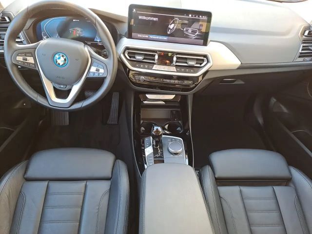 BMW X3 xDrive30e