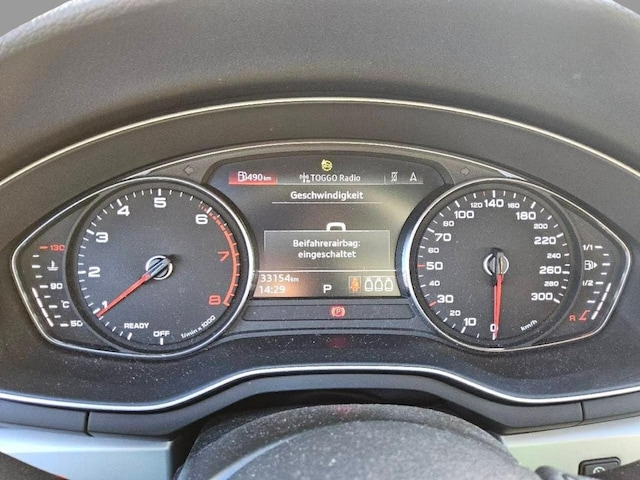 Audi A4 35 TFSI Avant S-Tronic