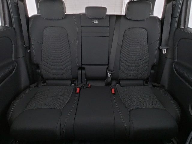 Mercedes-Benz GLB 200 GLB 200 d