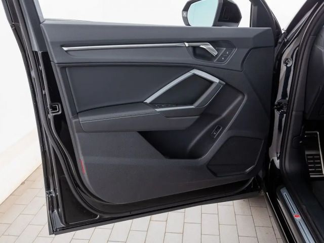 Audi Q3 35 TFSI S-Tronic