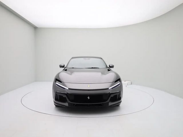 Ferrari Purosangue - FERRARI HAMBURG