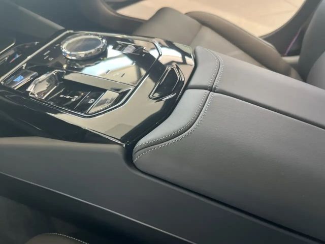 BMW i5 M-Sport Sedan eDrive40