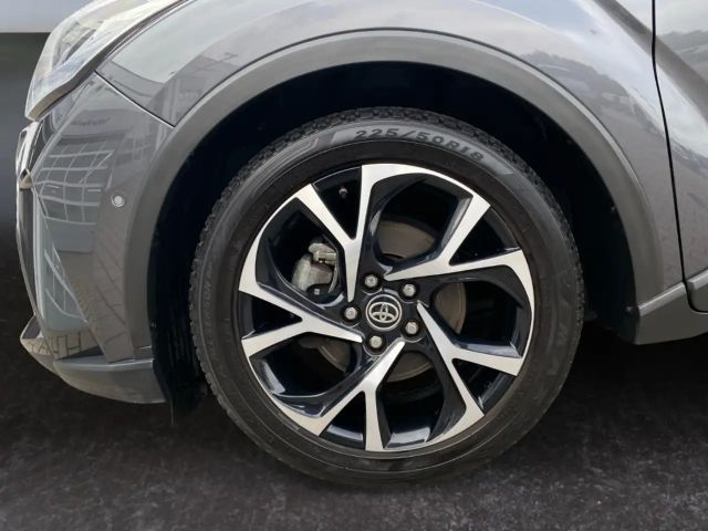 Toyota C-HR Hybride Team D