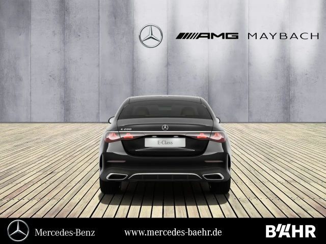 Mercedes-Benz E 200 AMG Line Sedan