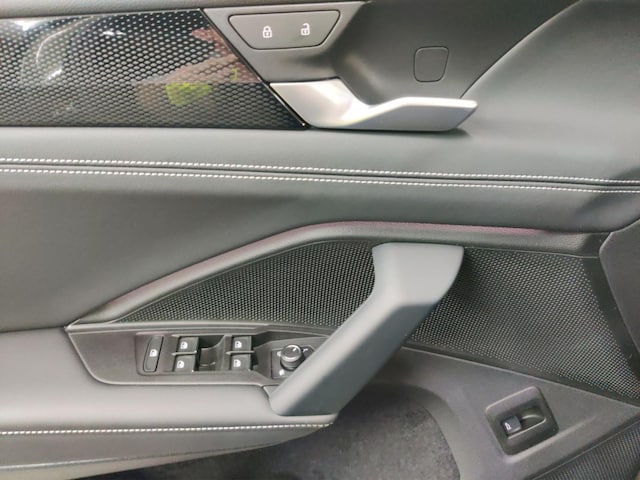 Volkswagen Tiguan 1.5 eTSI Plus