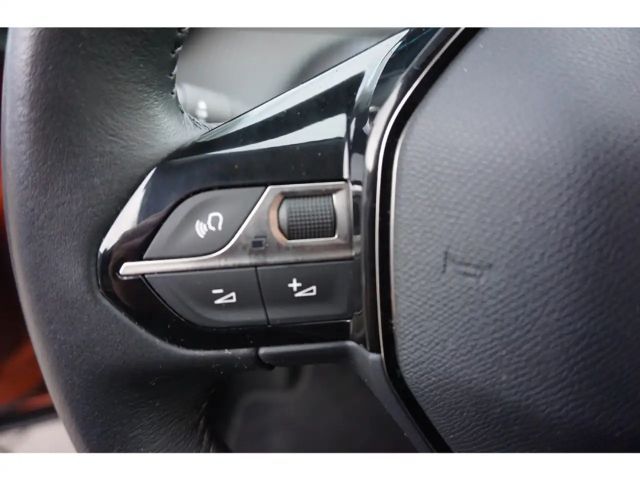 Peugeot E-2008 Active Pack