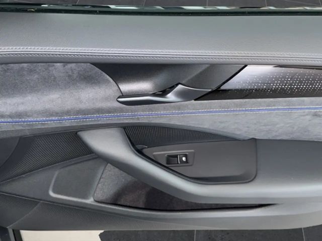 Volkswagen Passat 2.0 TDI R-Line Variant