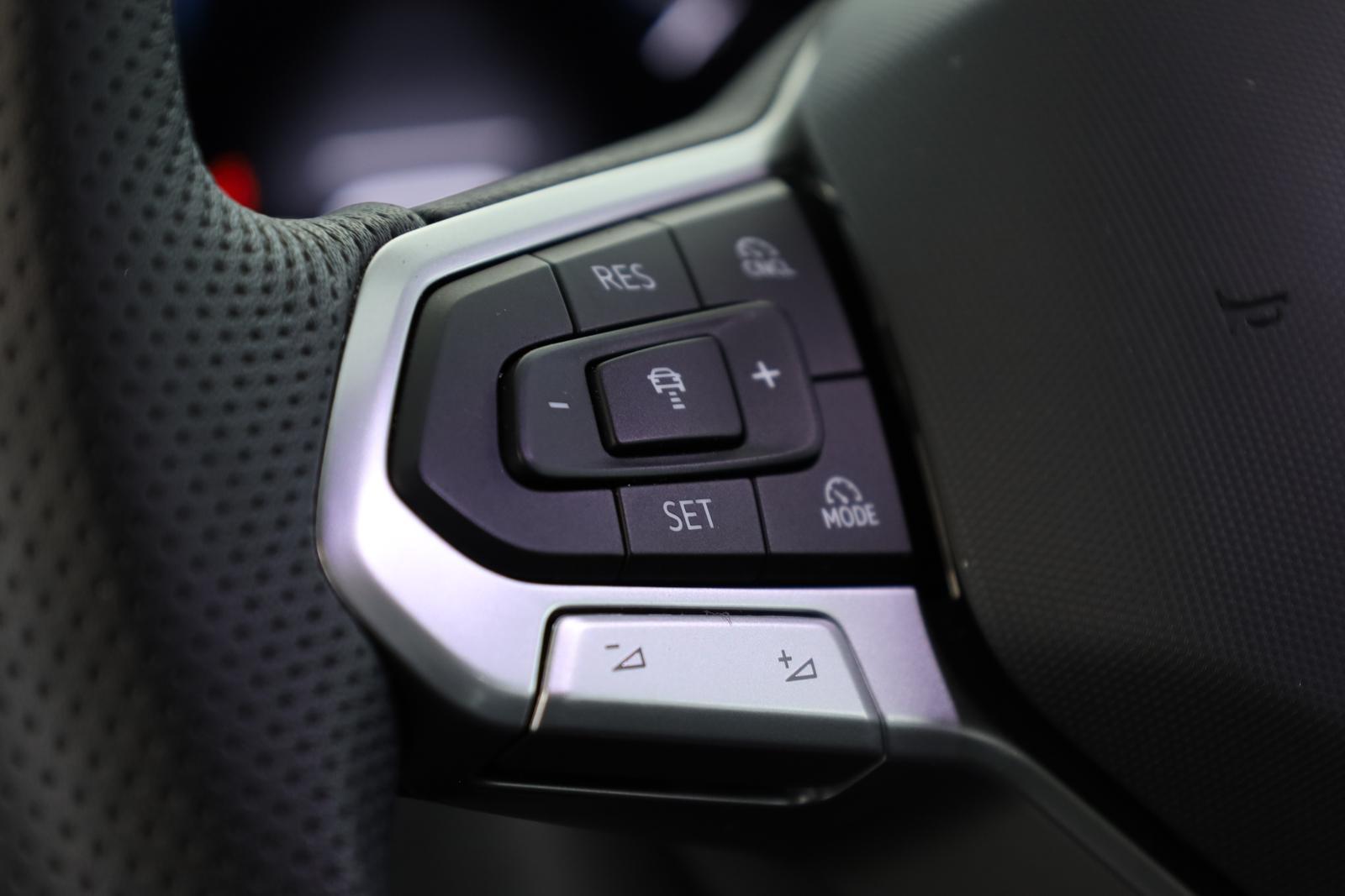 Volkswagen Tiguan 2.0 TSI DSG IQ.Drive R-Line