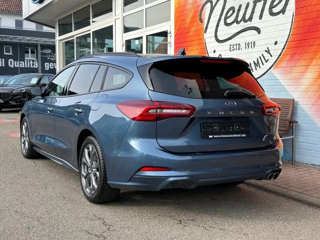 Ford Focus ST Line Wagon