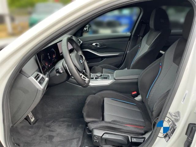 BMW 320 320d M-Sport Sedan