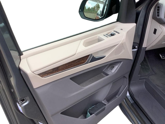 Volkswagen Multivan 2.0 TDI DSG Style T7