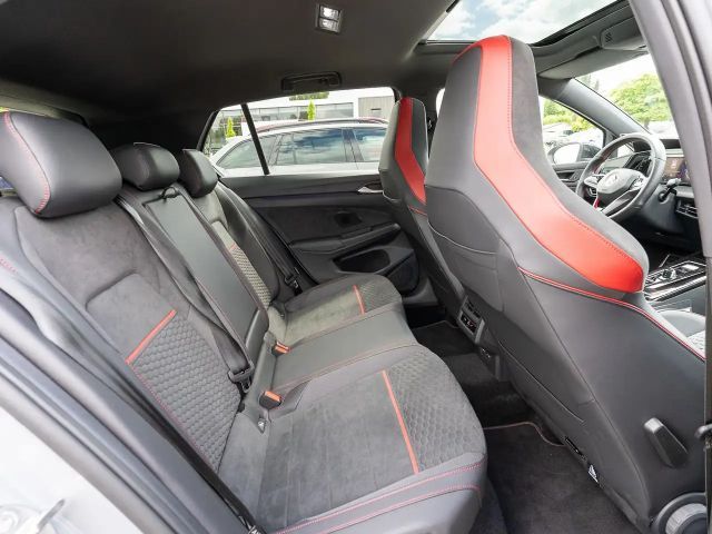 Volkswagen Golf 2.0 TSI DSG GTI