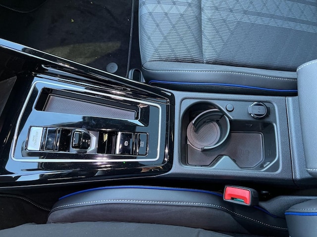 Volkswagen Golf 2.0 TDI DSG R-Line