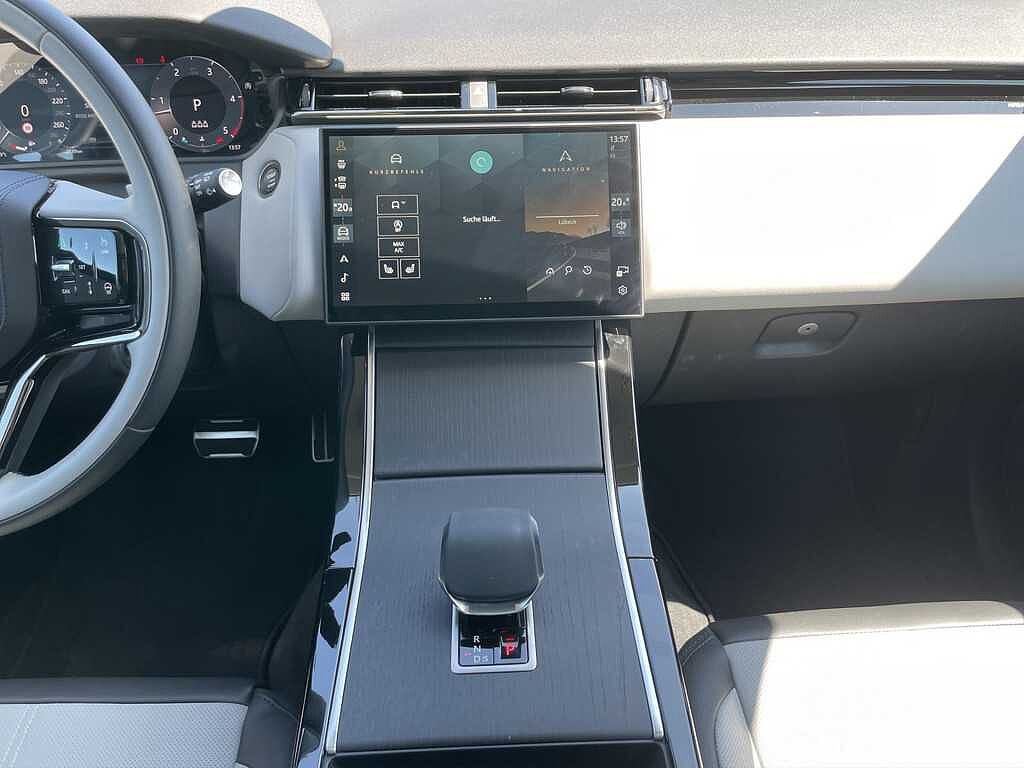 Land Rover Range Rover Velar Dynamic SE