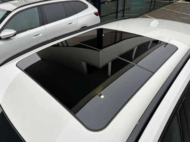 BMW 320 320d M-Sport Touring xDrive