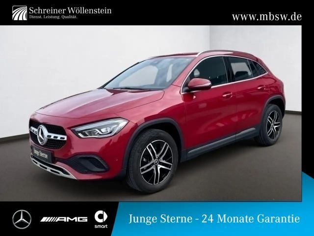Mercedes-Benz GLA 180 Progressive