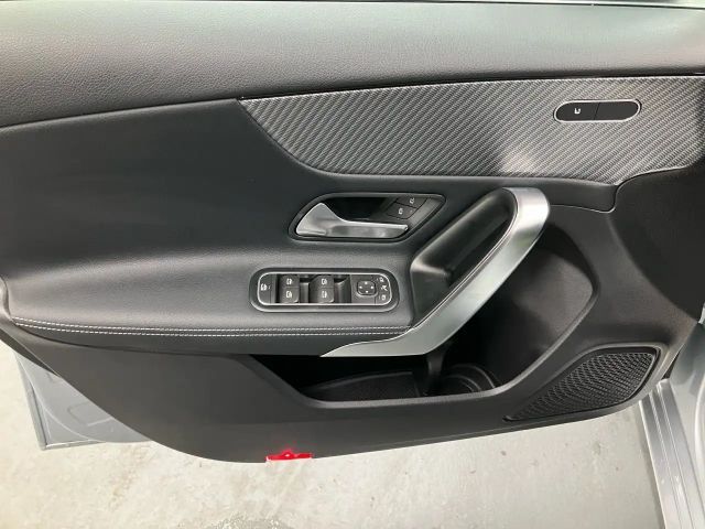 Mercedes-Benz A 180 Progressive