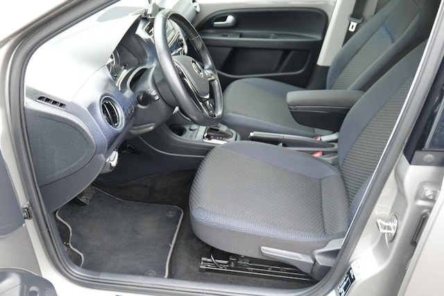 Volkswagen e-up! 61 kW 32,3 kWh 1-Gang-Automatik