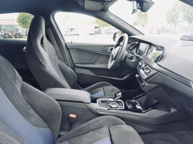 BMW 120 120d M-Sport Sedan xDrive