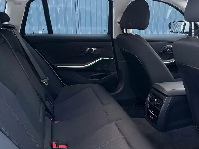 BMW 318 318i Touring