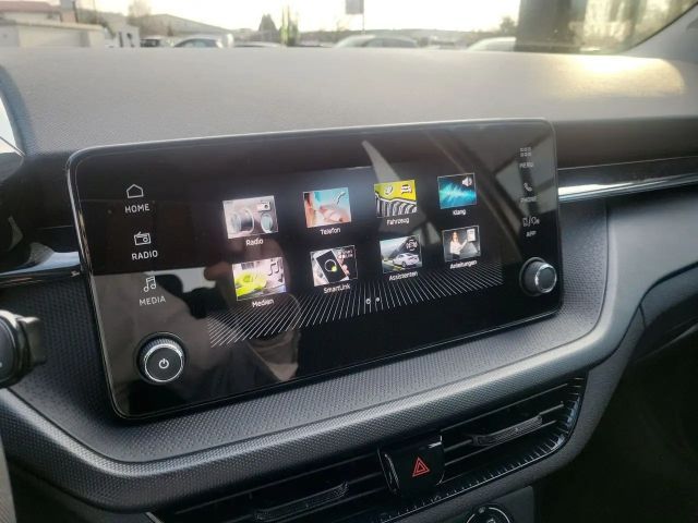 Skoda Fabia Essence LED Sitzh. 5 J Garantie