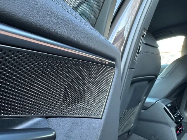 Audi A6 e-tron Quattro