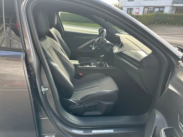 Opel Astra GS-Line Grand Sport