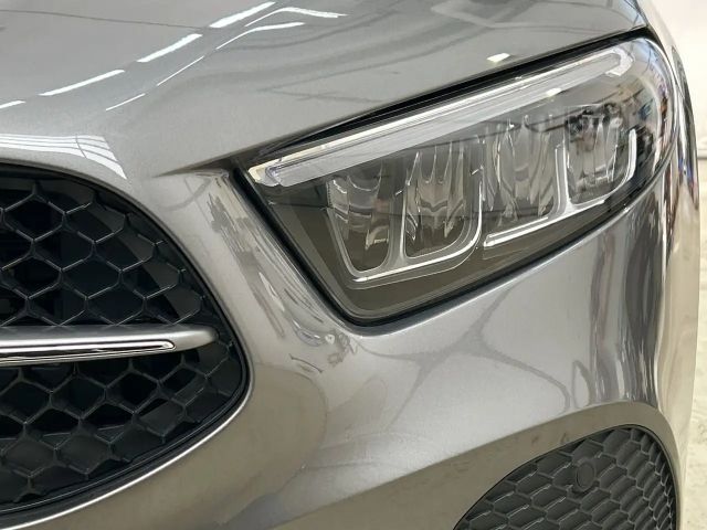 Mercedes-Benz A 180 Hatchback Progressive