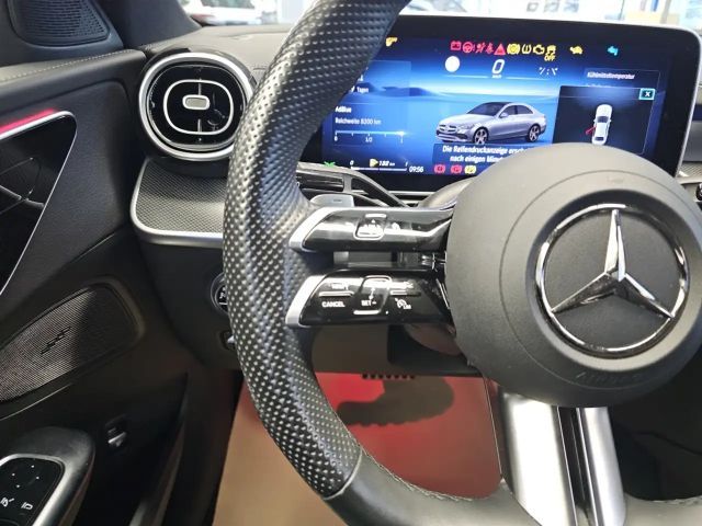 Mercedes-Benz C 200 AMG Line Sedan