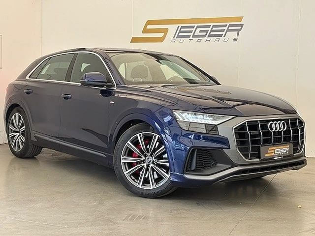 Audi Q8 55 TFSI Hybride Quattro S-Line