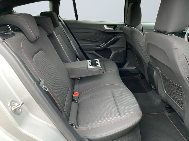 Ford Focus ST Line Wagon