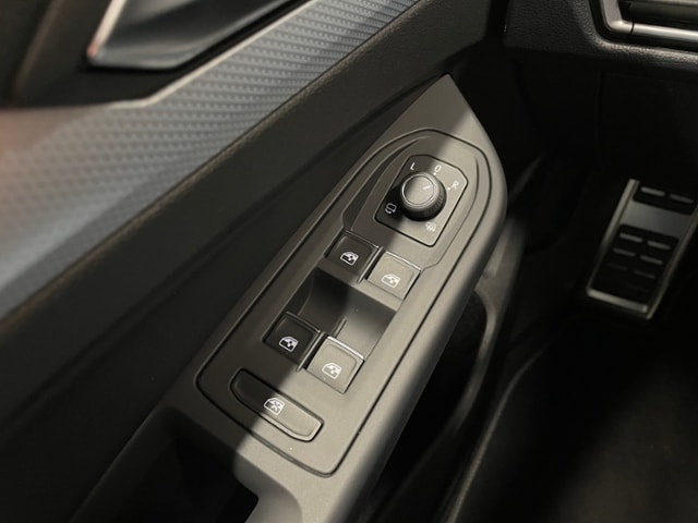 Volkswagen Golf 2.0 TDI DSG Golf VIII Variant