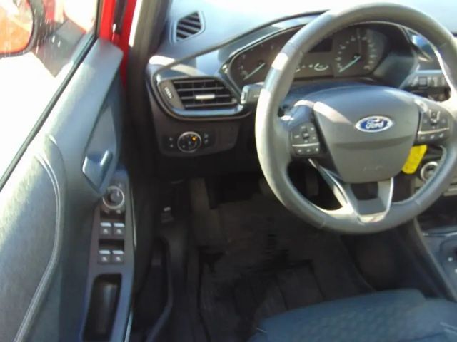 Ford Puma EcoBoost Titanium