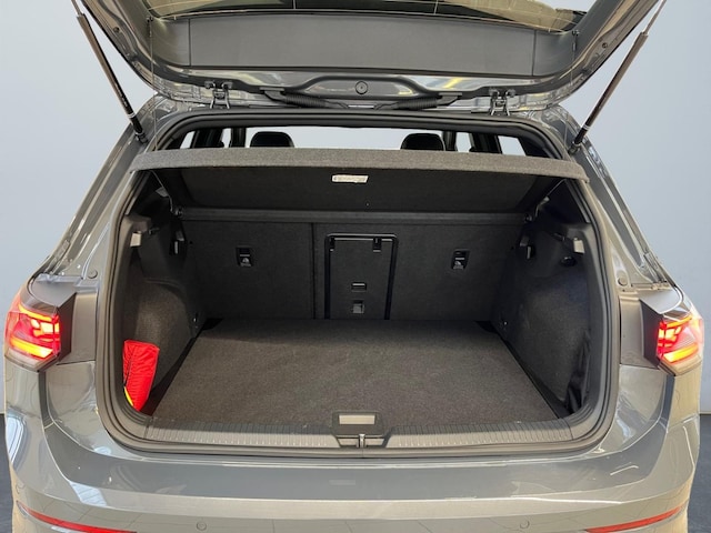 Volkswagen Golf 1.5 eTSI DSG Golf VIII