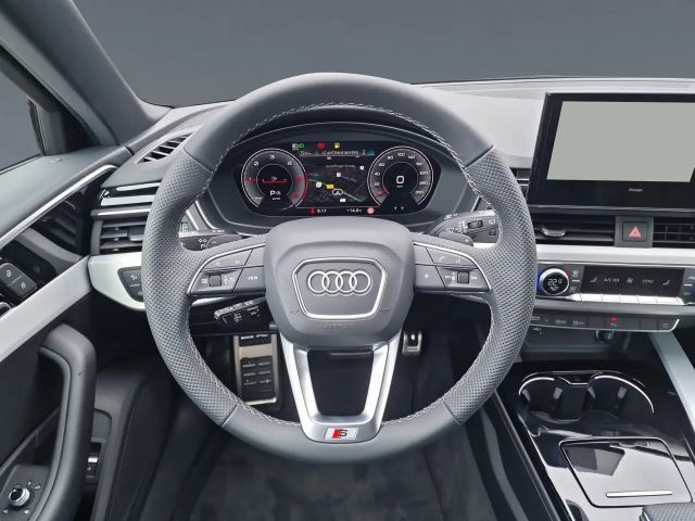 Audi A4 35 TDI Avant S-Line