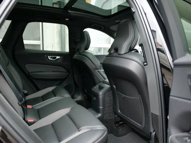 Volvo XC60 AWD Dark Plus Recharge