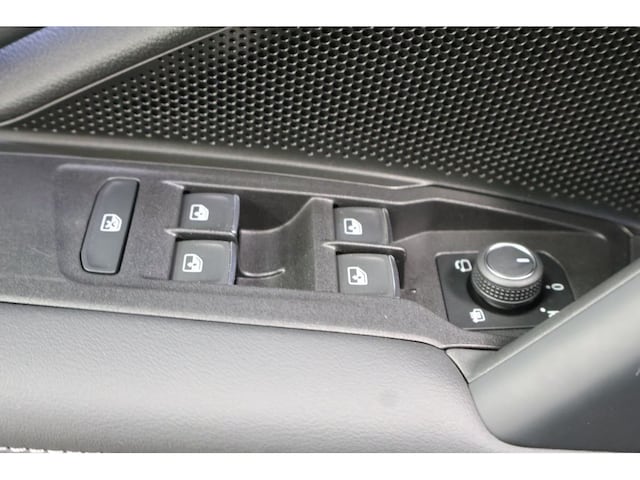 Volkswagen Tiguan 1.5 eTSI DSG R-Line