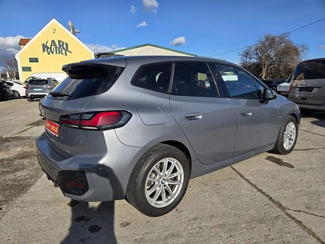 BMW 218 218d Active Tourer Sedan