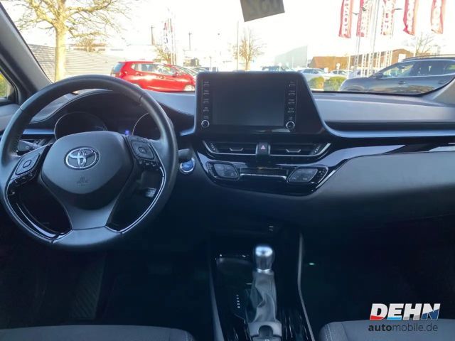 Toyota C-HR Hybride Team D