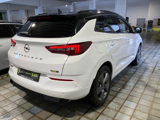 Opel Grandland X 1.6 Turbo