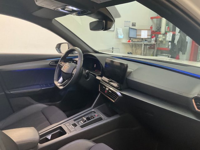 Cupra Formentor CarPlay / ACC /RFK / LED