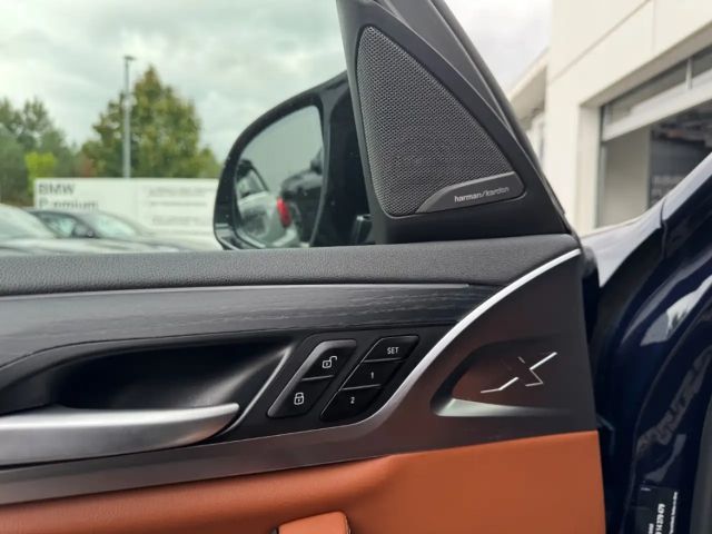 BMW X4 i NP: 100.980€ Sommer21'' Pano AHK Laser H/K HUD A