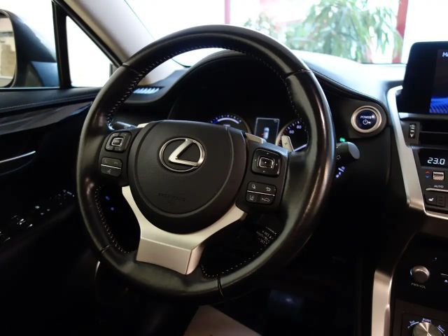 Lexus NX Hybrid Aut. *CARPLAY *ASSISTENZ *LENKRADHZG