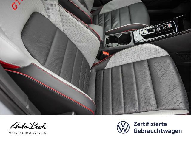 Volkswagen Golf 2.0 TSI DSG GTI