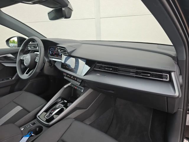 Audi A3 30 TFSI Sedan Sportback