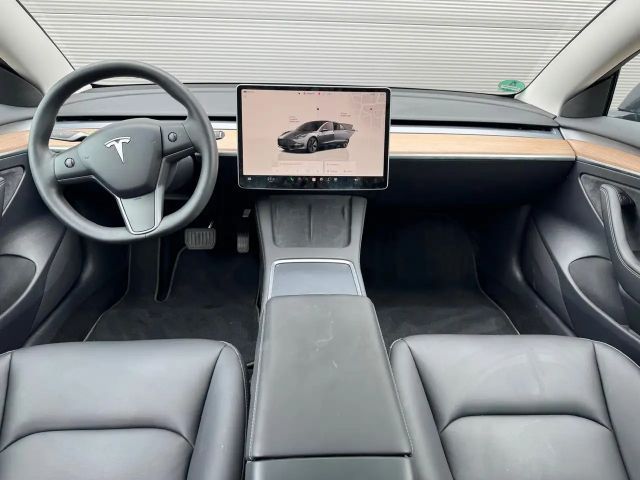 Tesla Model 3 AWD Dual Motor Long Range