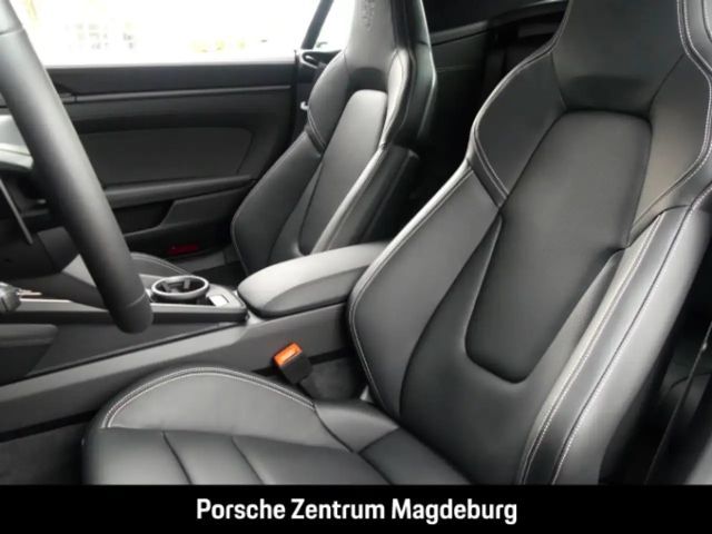 Porsche 992 Cabrio Carrera GTS