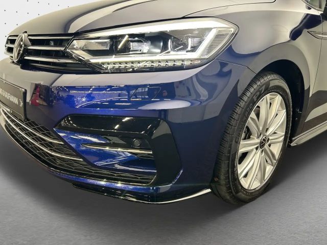 Volkswagen Touran 1.5 TSI DSG IQ.Drive R-Line