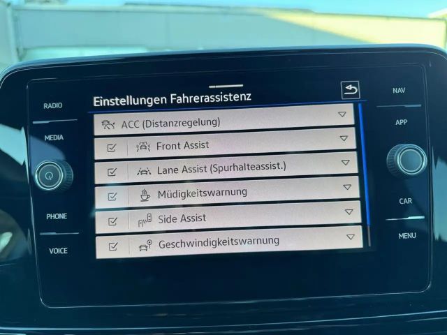 Volkswagen T-Roc 1.5 TSI DSG R-Line