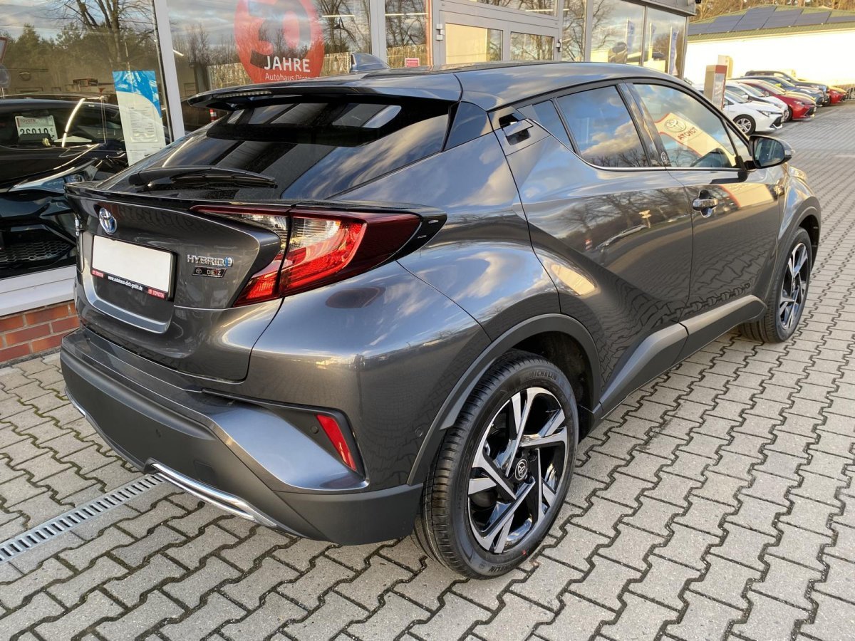 Toyota C-HR 5-deurs Bi-Tone Team D